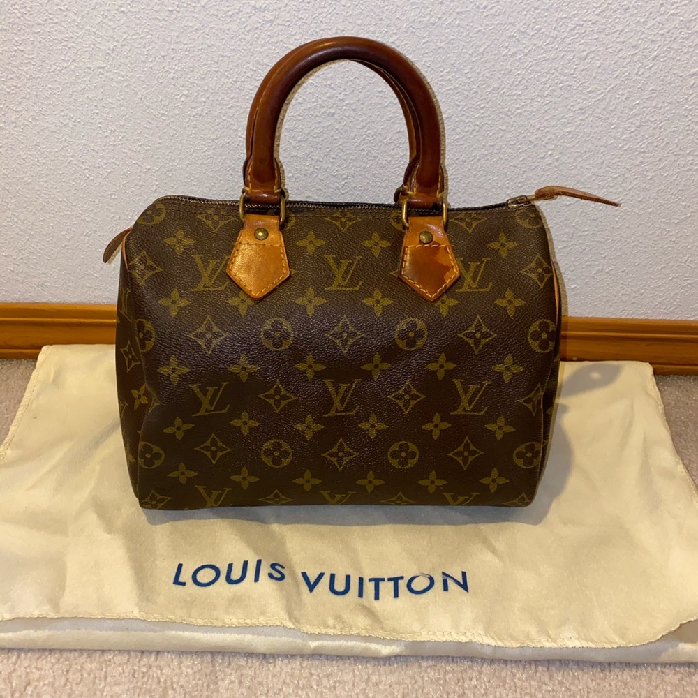 Vintage Louis Vuitton Speedy 25